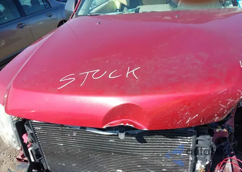 2008 Ford Escape Xlt z USA, uszkodzony, nr VIN 1FMCU93128KC67811